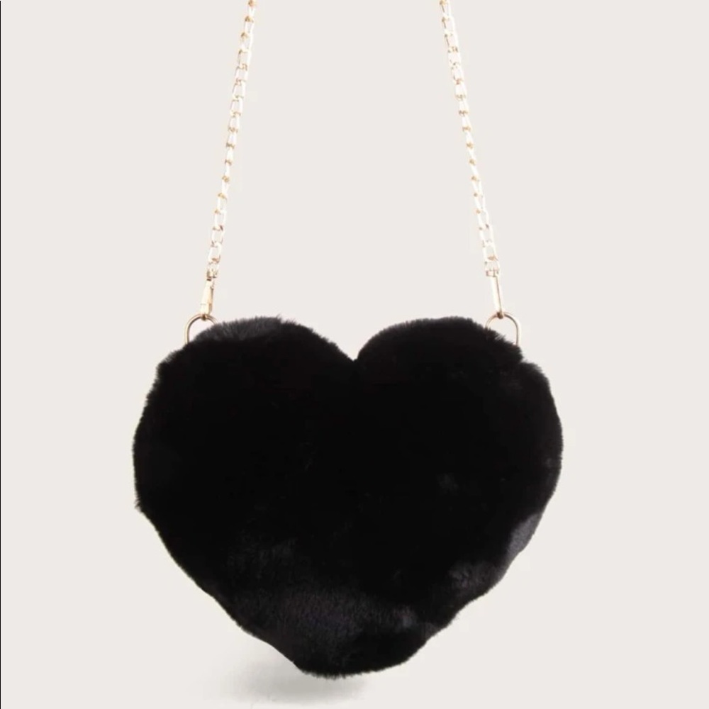 Heart shaped fluffy fashion purse
